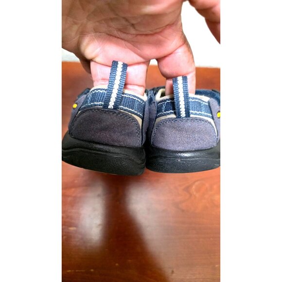 Keen Youth Blue Gray Closed Toe Hiking Sandals Adjustable Straps Size 11 - Picture 4 of 8